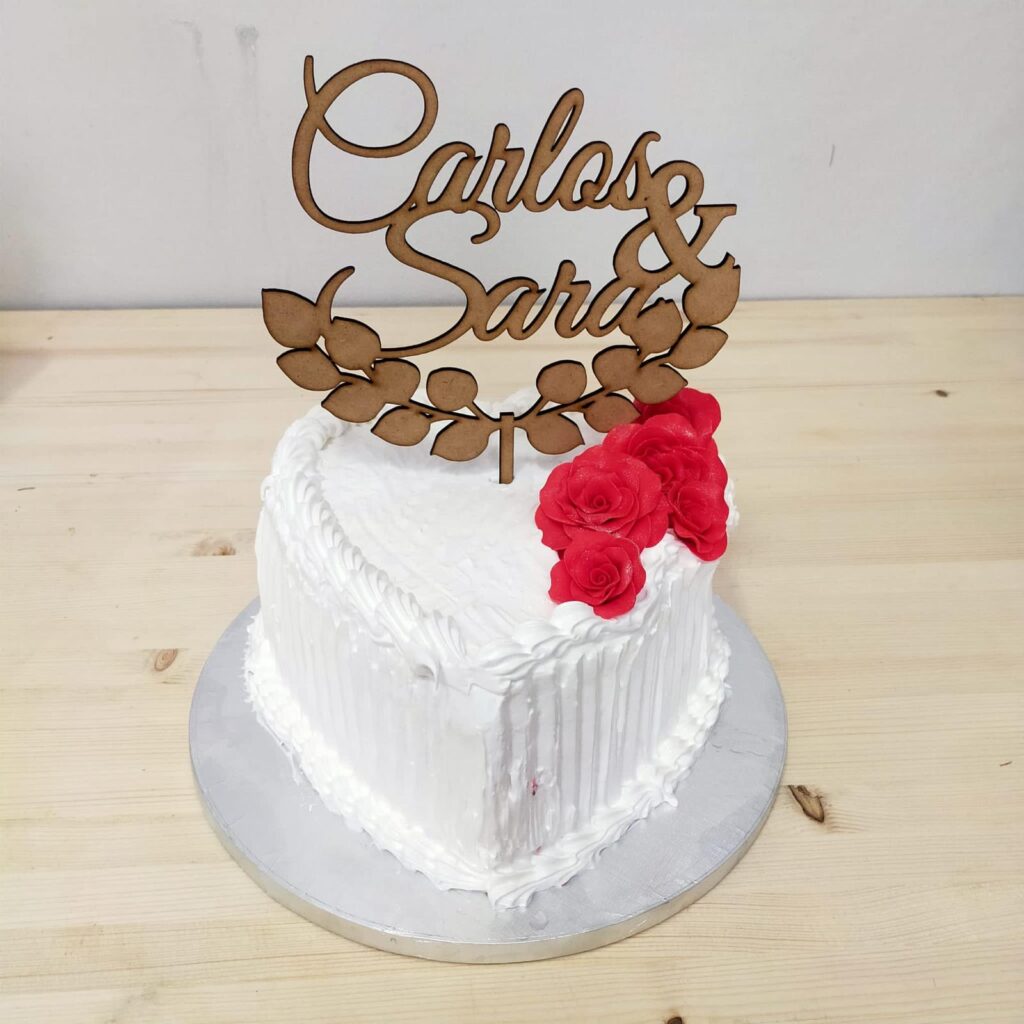 Tarta de Bodas con cartel